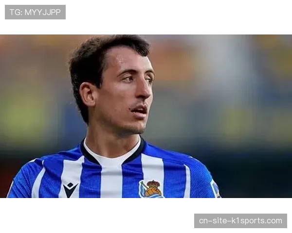 奥亚萨瓦尔跑动拉扯防线 皇家社会前锋无球移动为西班牙创造传切机会